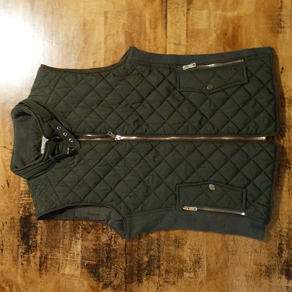 SOLD Dark Green Puffer Vest size Small